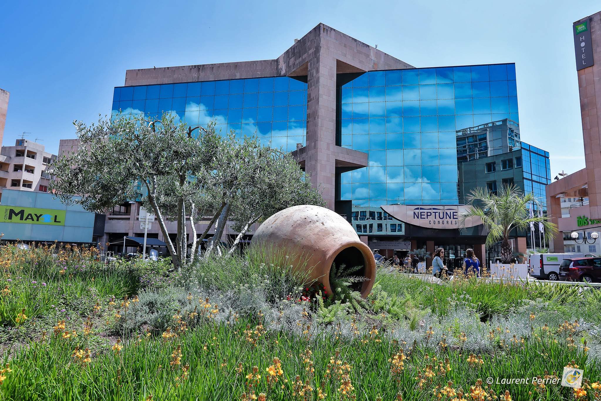 PALAIS DES CONGRÈS NEPTUNE TOULON